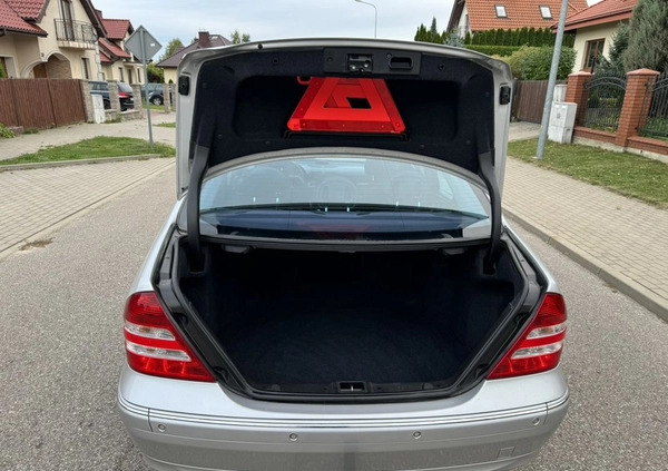 Mercedes-Benz Klasa C cena 19900 przebieg: 164253, rok produkcji 2004 z Nidzica małe 781